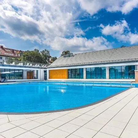 Oaza Kolobrzeg-podczele Kompleks Feniks Basen Silownia Jacuzii *